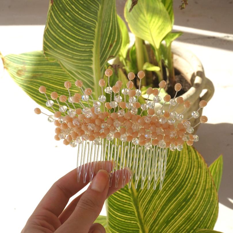Broche cheveux rose saumon, MODÈLE Peigne en cristal
