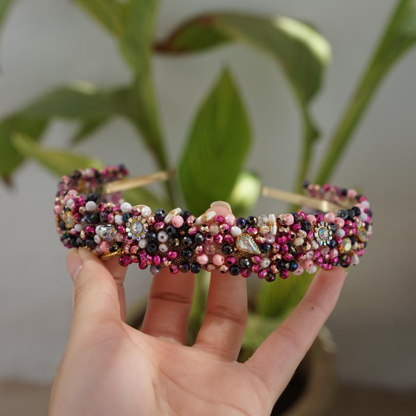 Bandeau cheveux de mariage couleur rose avec des perles et Diamonds