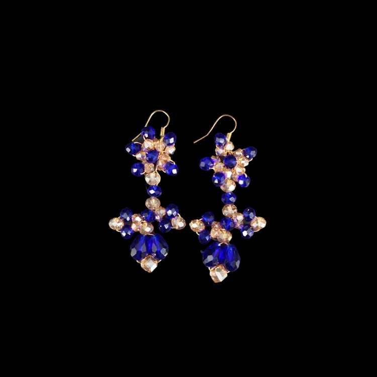 Boucles d'oreille bleu turquois et doré , en forme de petites fleurs pour soirées, mariages