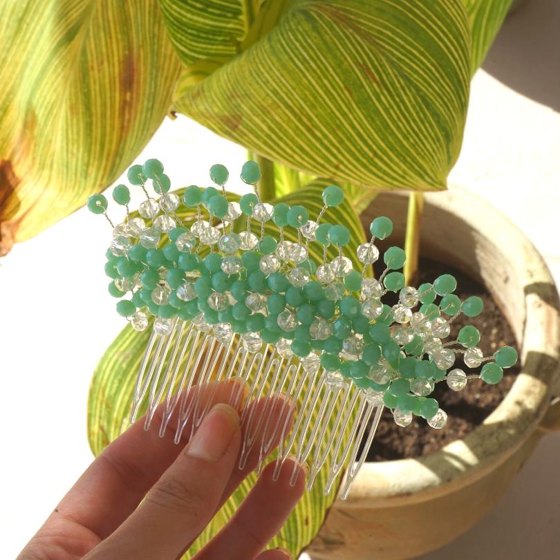 Broche cheveux bleu turquoise , MODÈLE Peigne en cristal