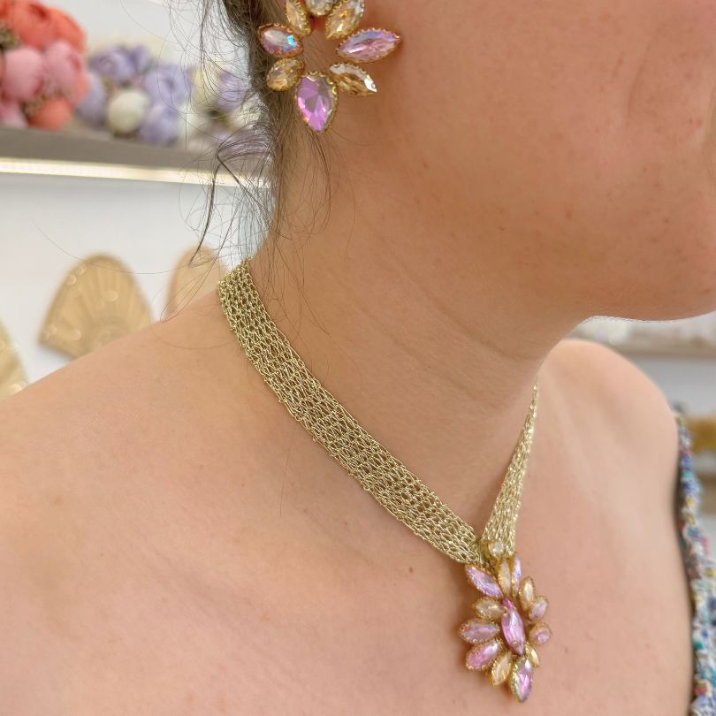 Parure collier doré fleurs pierres