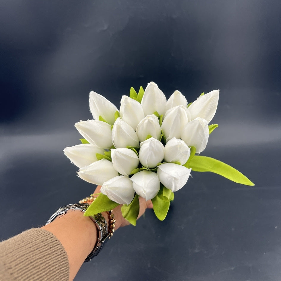 Bouquet fleurs blanches artificielles élégant