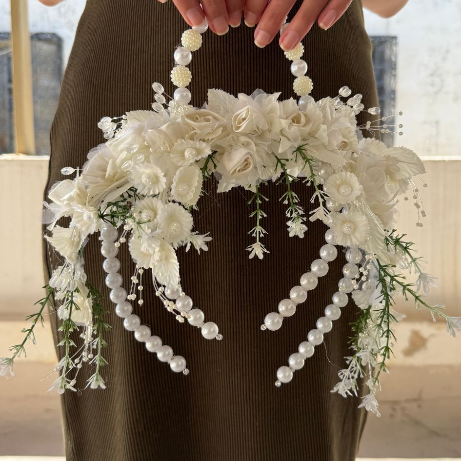 Bouquet fleur pour festival couleur beige