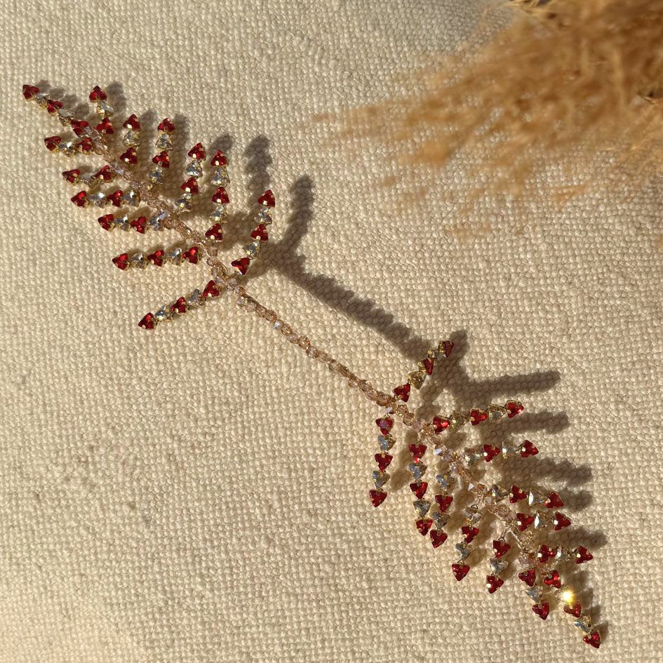 Broche de Mariage Rouge et Dorée Feuillage en Cristaux Artisanale