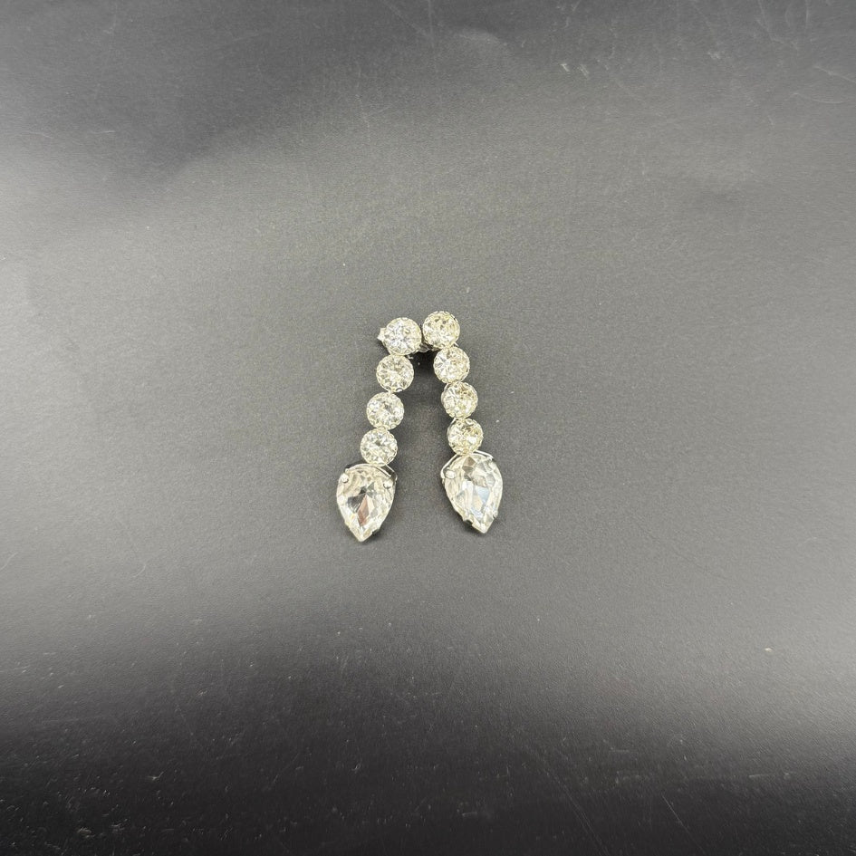Boucle d'oreille blanc pour mariage style élégant et chic
