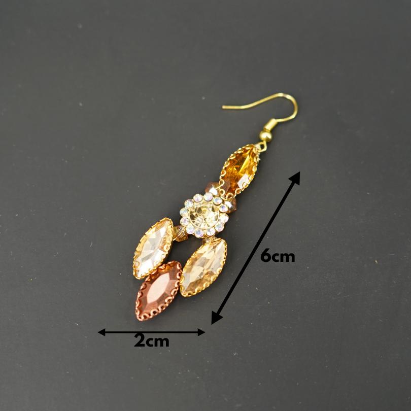Boucles d'oreilles de mariée dorée, longues boucles d'oreilles de mariée, boucles d'oreilles de mariage, boucles d'oreilles en cristal, boucles d'oreilles marron, boucles d'oreilles délicates
