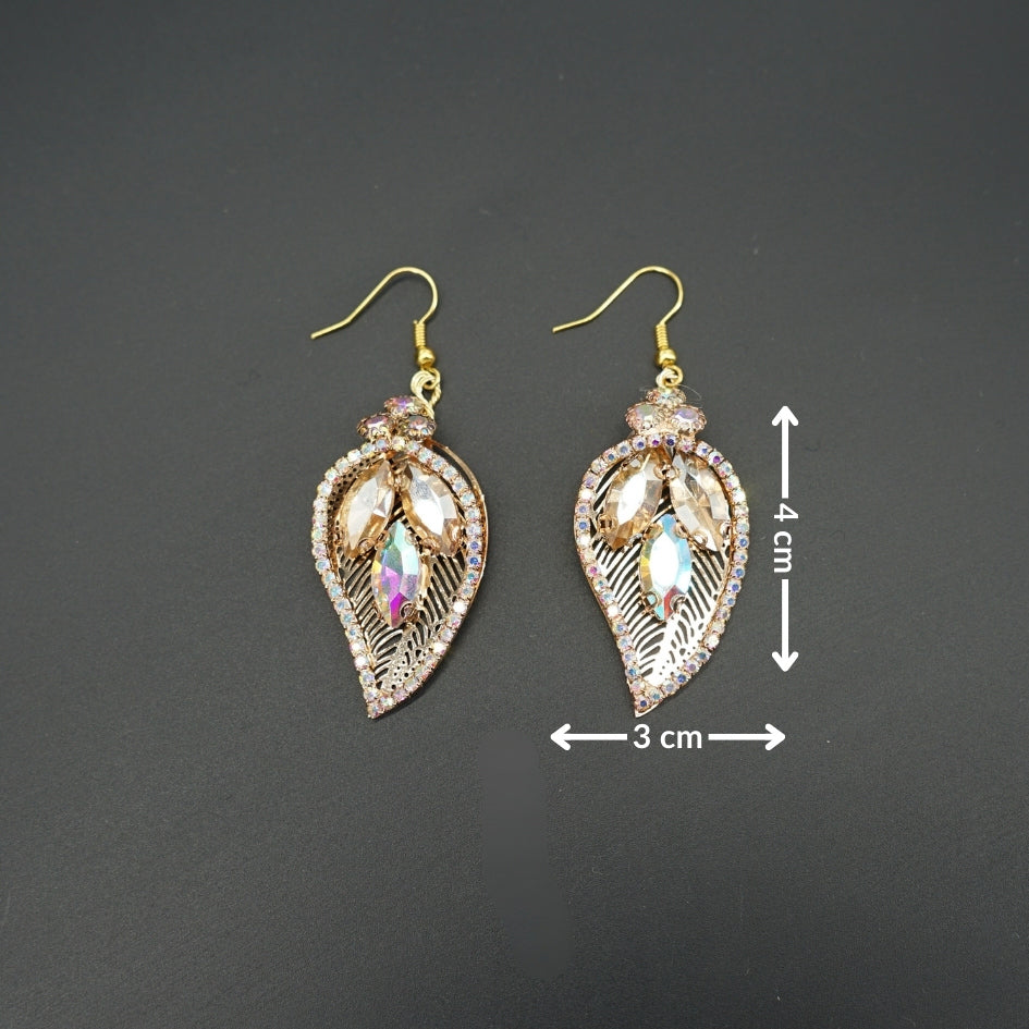 Boucles d’oreilles pendantes cristal et feuille dorée