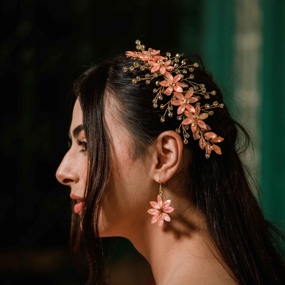 Boucles d’oreilles cristaux en forme de fleur rose