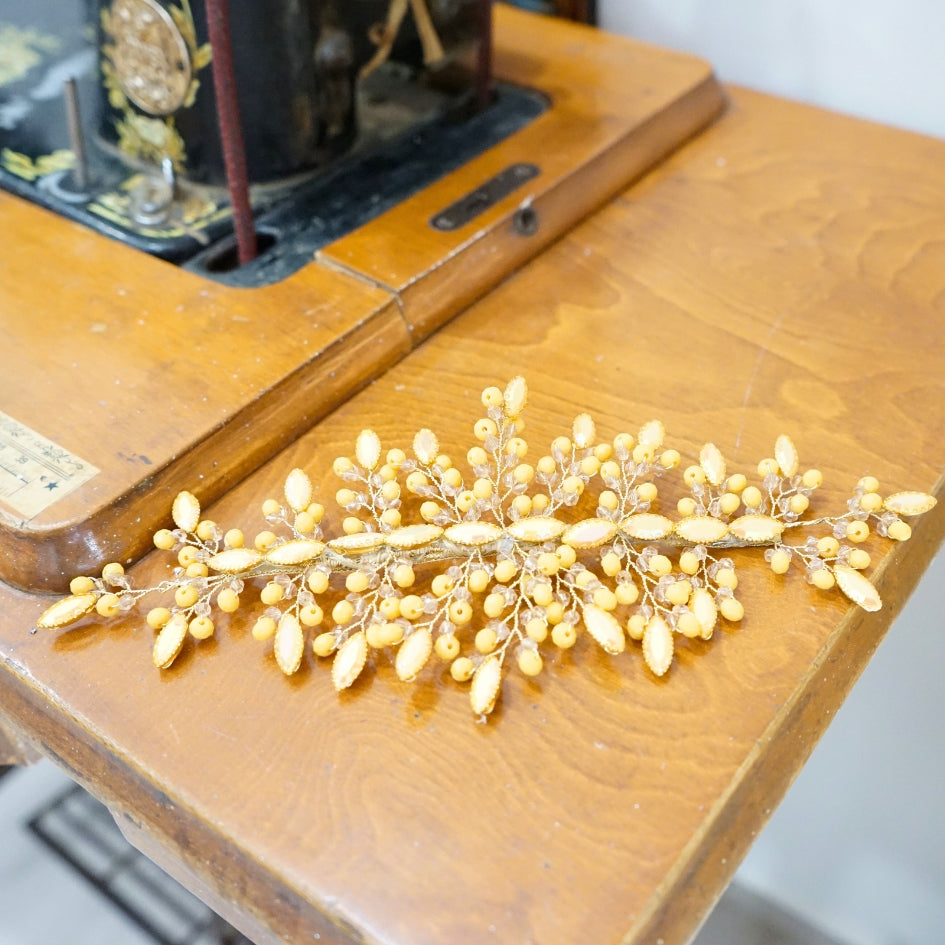 Broche jaune de cheveux pour mariage