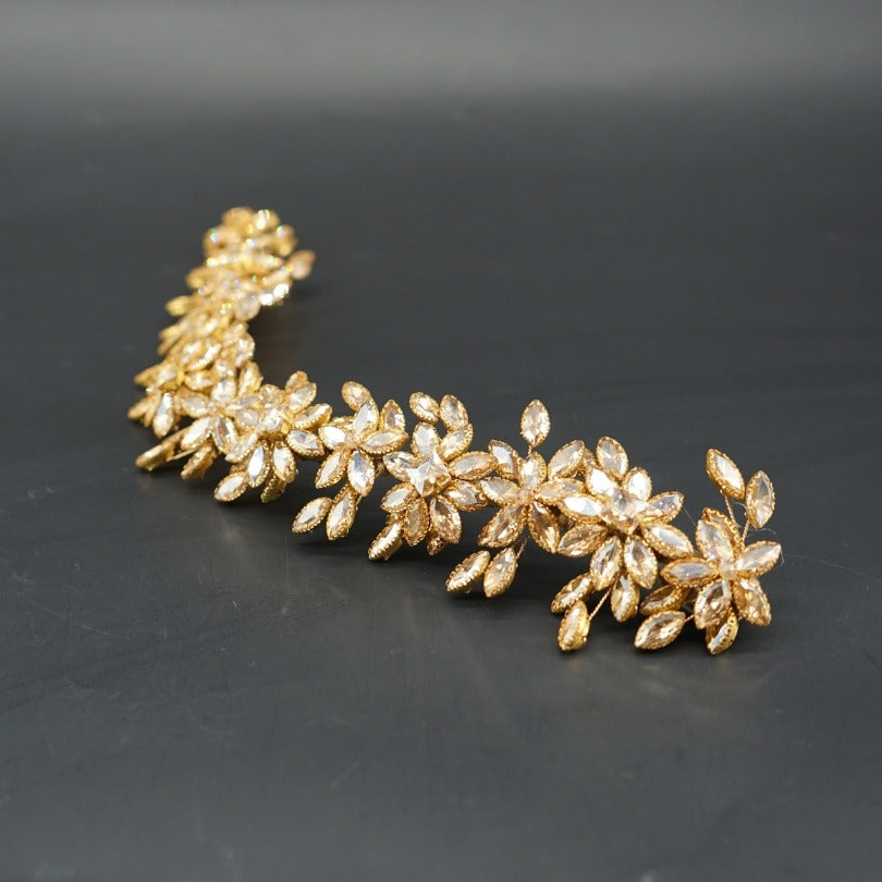 Broche floral doré strass mariage