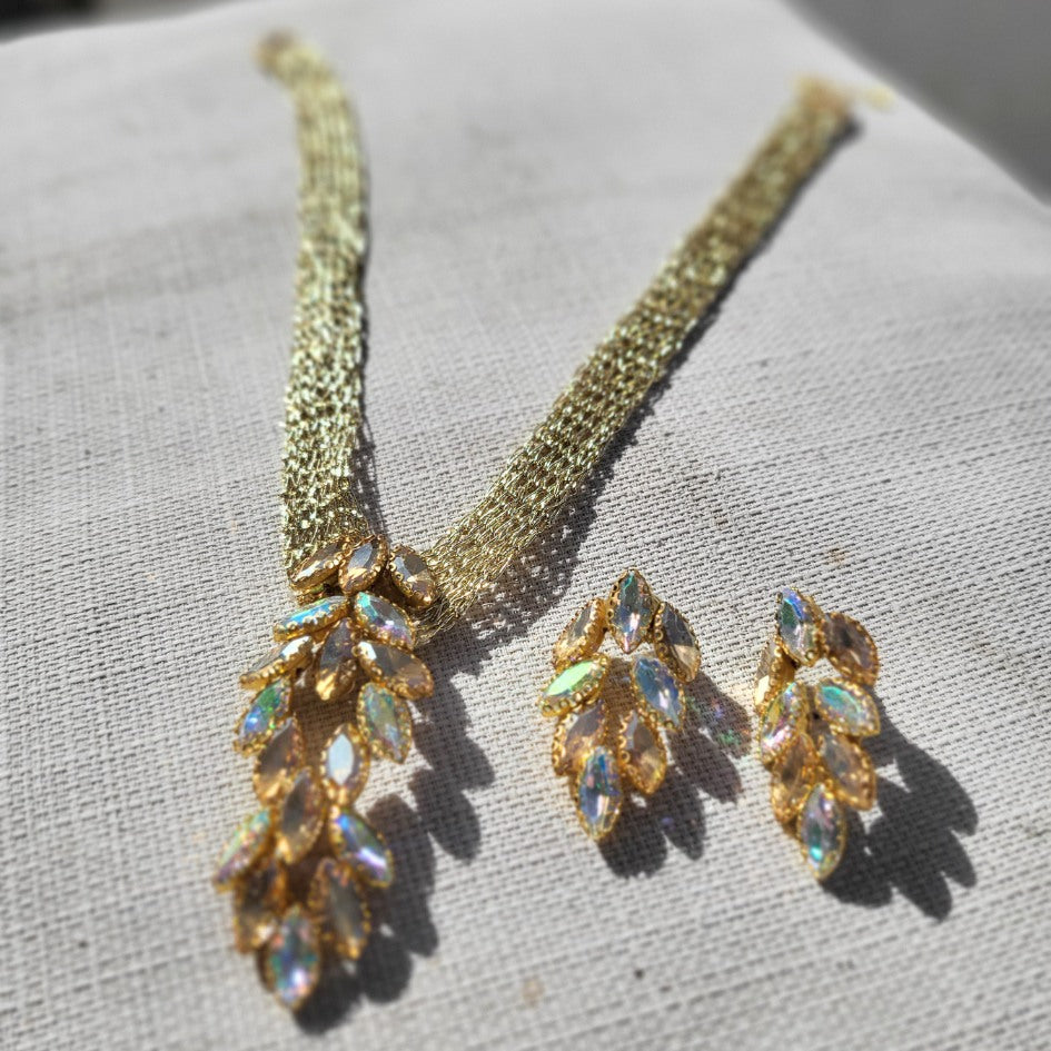 Parure collier doré feuilles élégantes