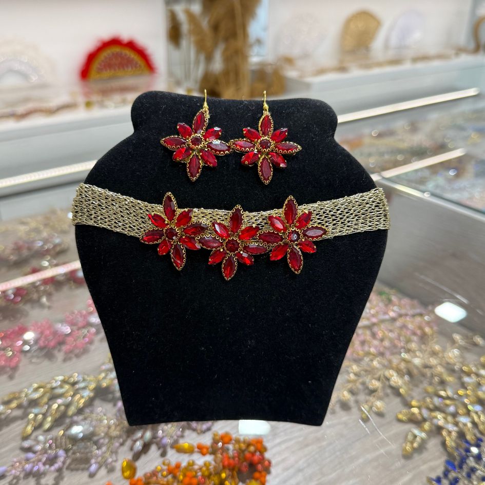 Parure collier choker et boucles d’oreilles rouge rubis