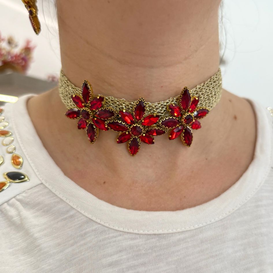 Parure collier choker et boucles d’oreilles rouge rubis
