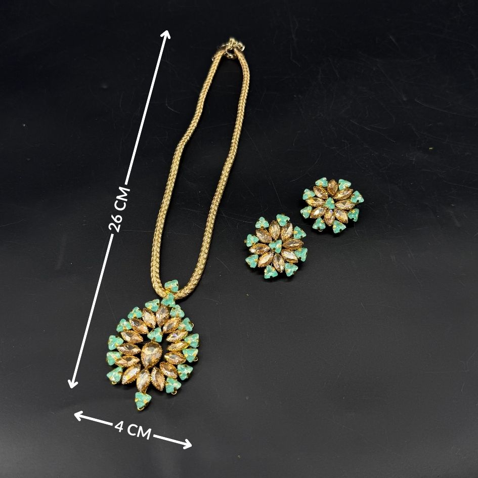 Parure Collier Doré et Boucles d'Oreilles Turquoise