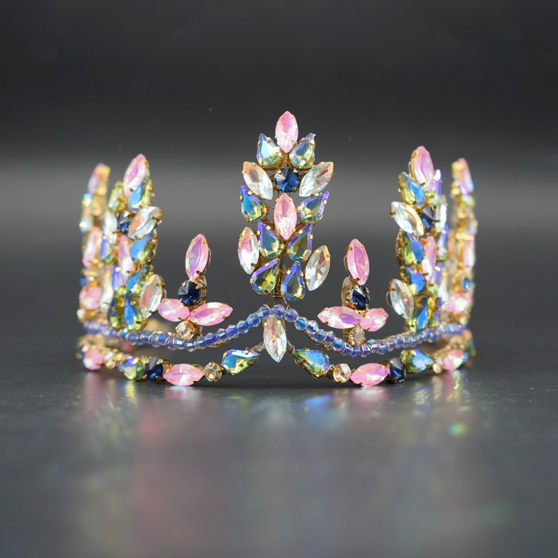 Couronne multicolore cristaux luxe mariée