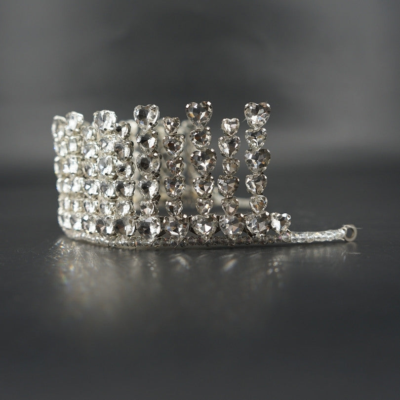 Couronne argentée cristaux cœur luxe