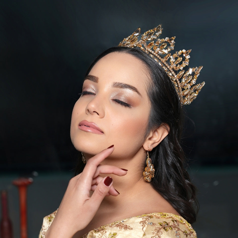 Couronne de mariage dorée à motif feuillage