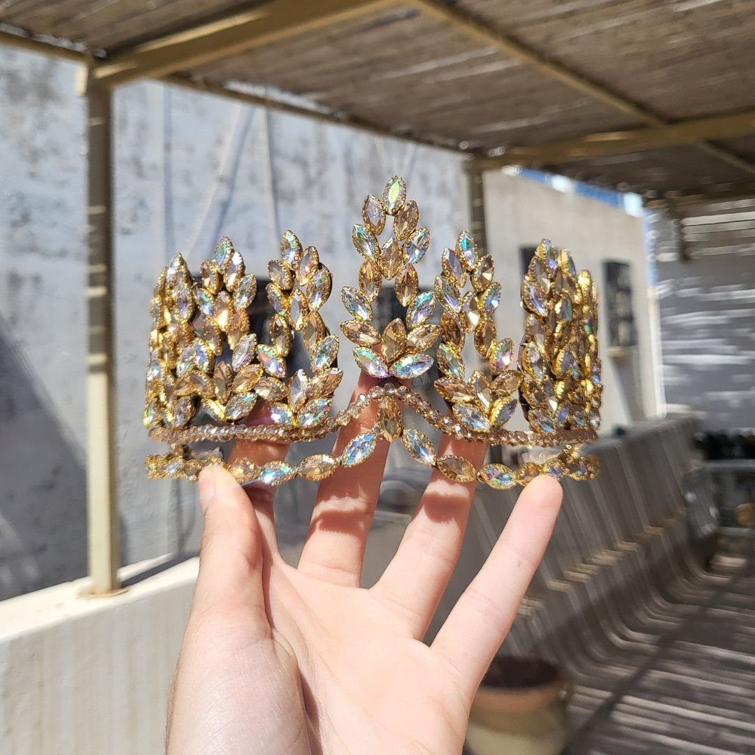 Couronne dorée luxe cristaux mariage