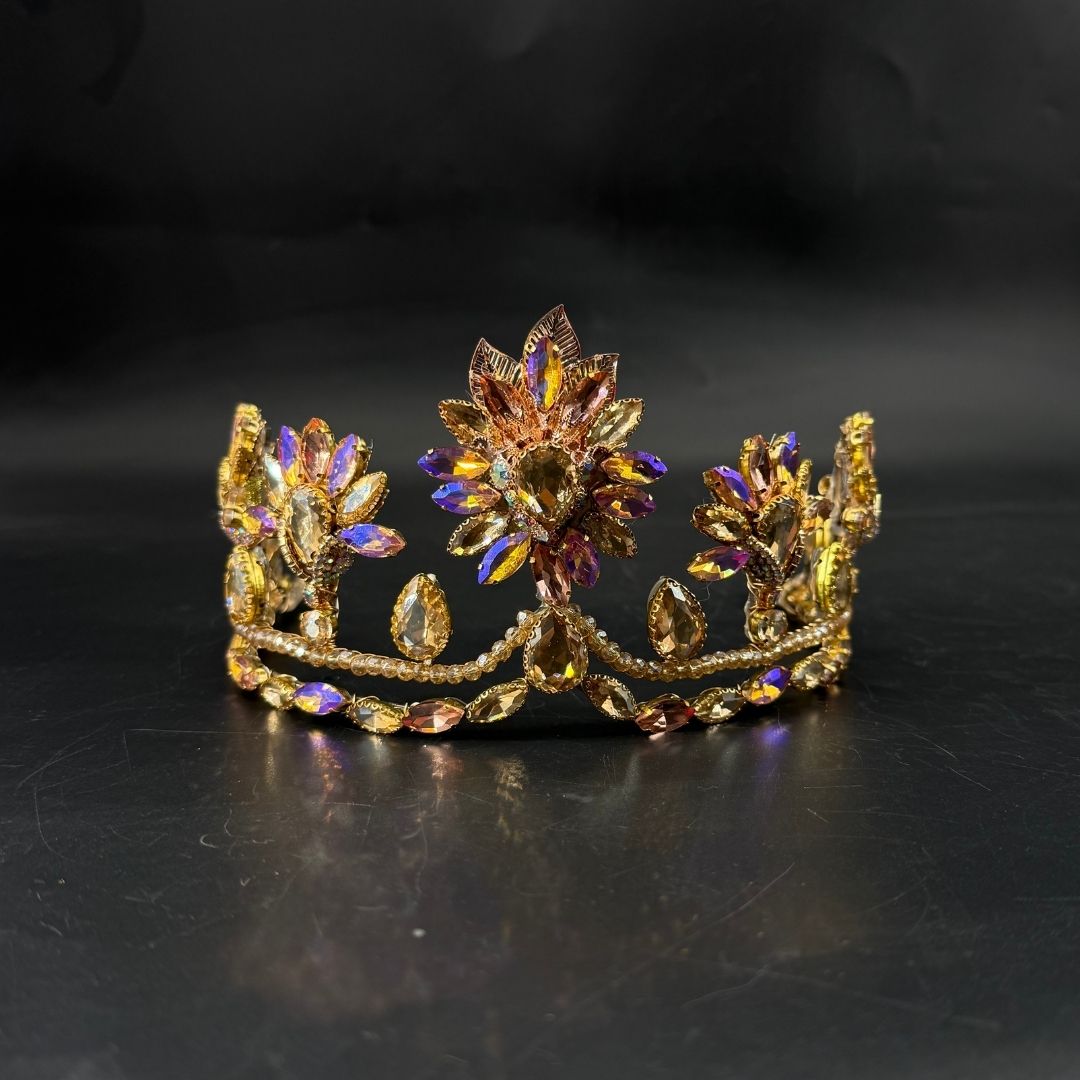 Couronne princesse dorée avec cristaux irisés