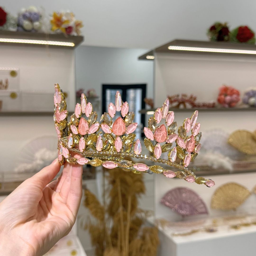 Couronne princesse dorée avec cristaux roses