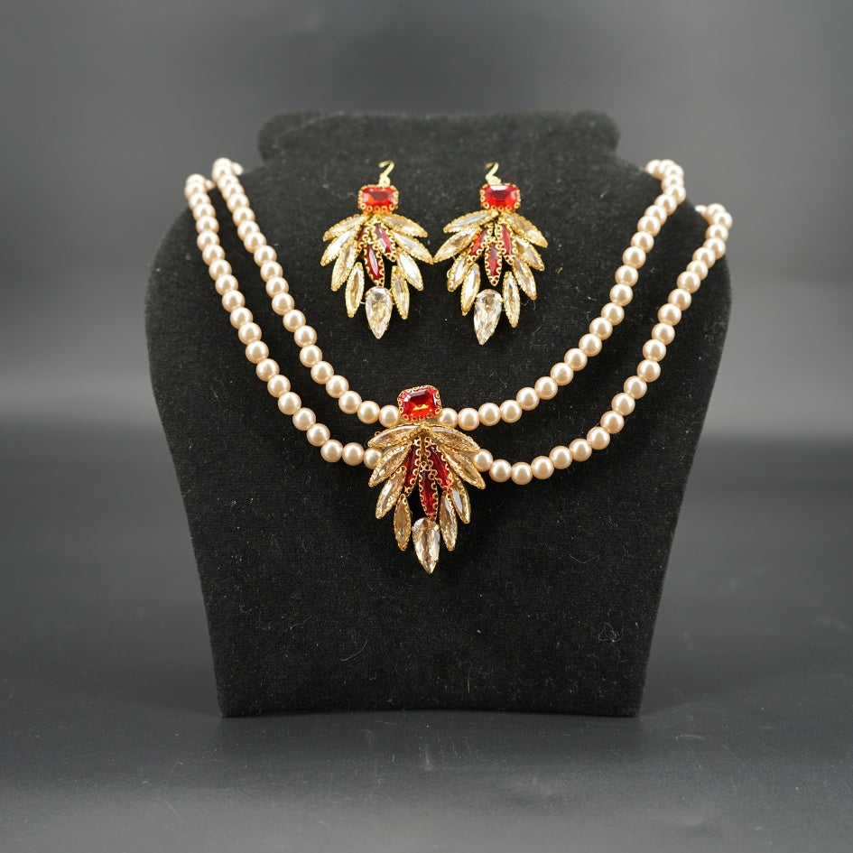 Collier Avec boucle d'oreille de mariage en perles et strass rouge– Accessoire glamour