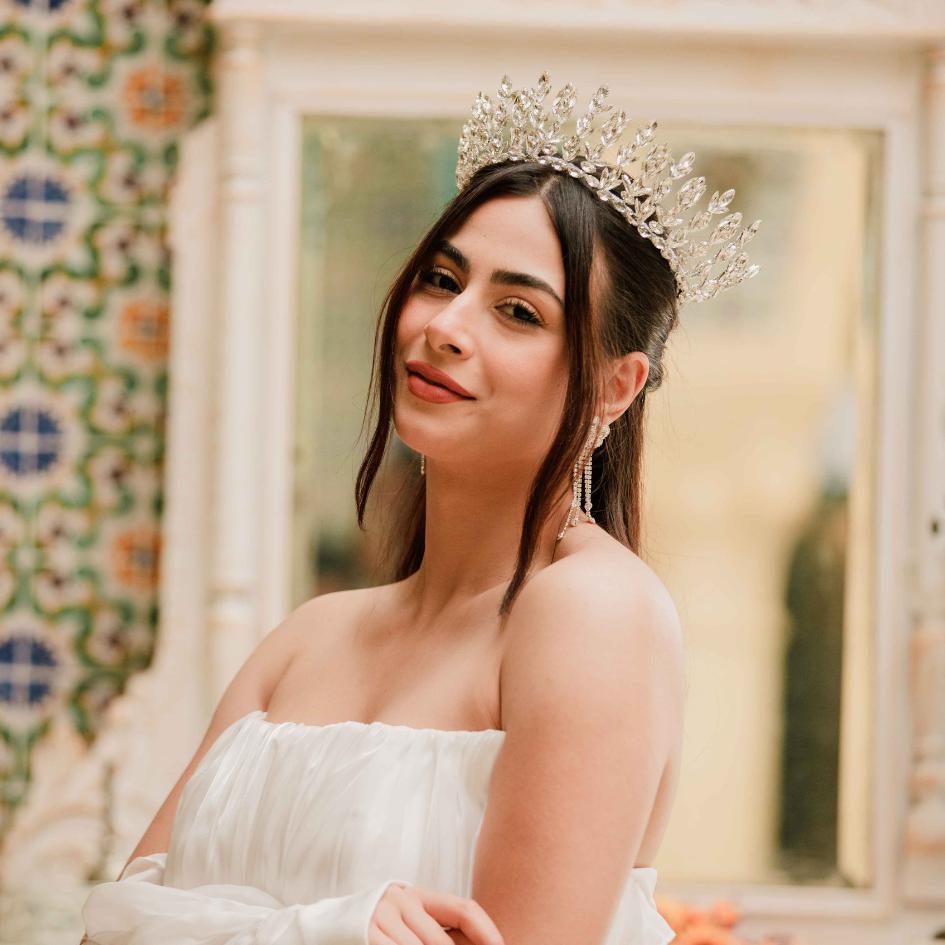 Couronne Blanche Minimaliste pour mariage