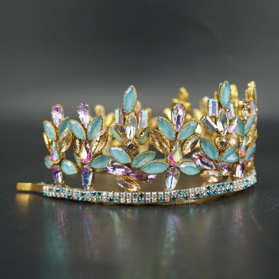 Couronne artisanale en cristaux bleu et lilas