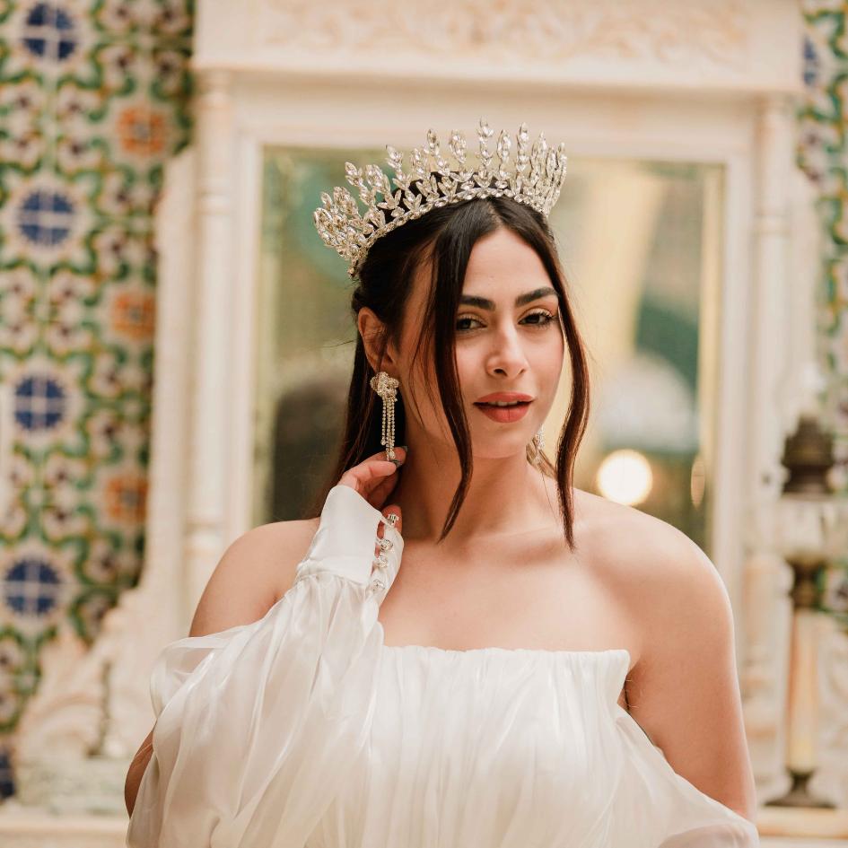 Couronne Blanche Minimaliste pour mariage