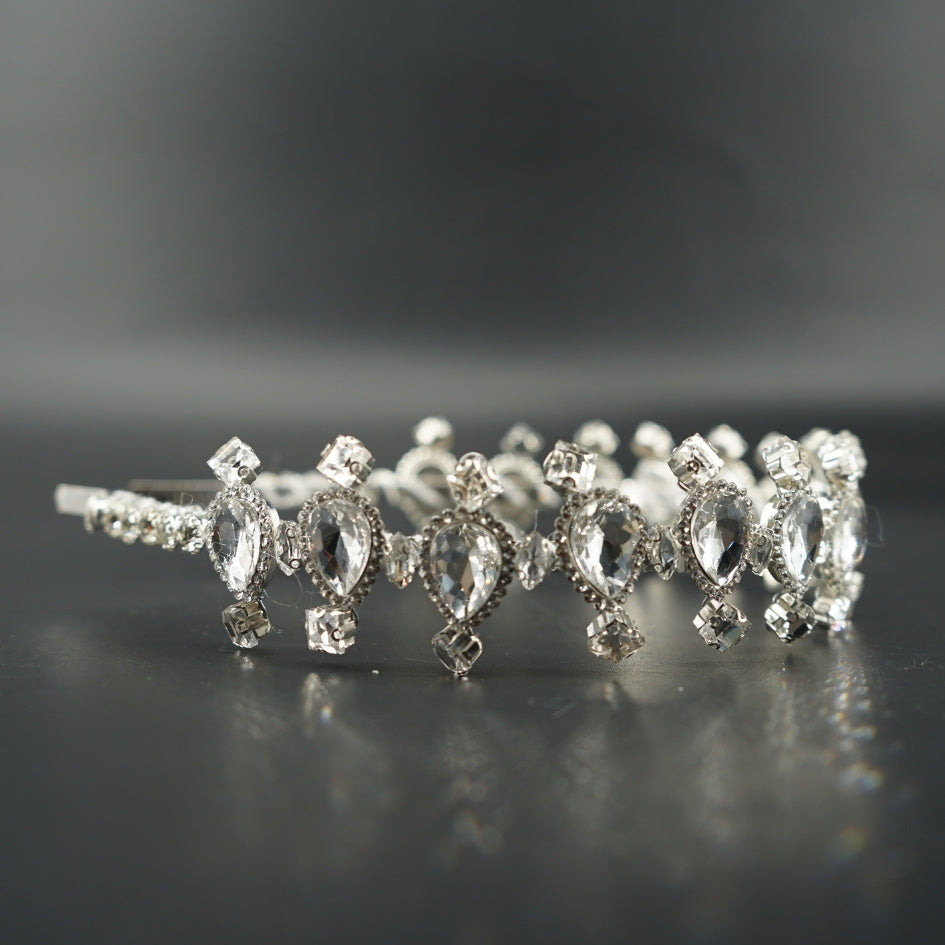 Bandeau de Mariage Élégant à Cristaux Brillants