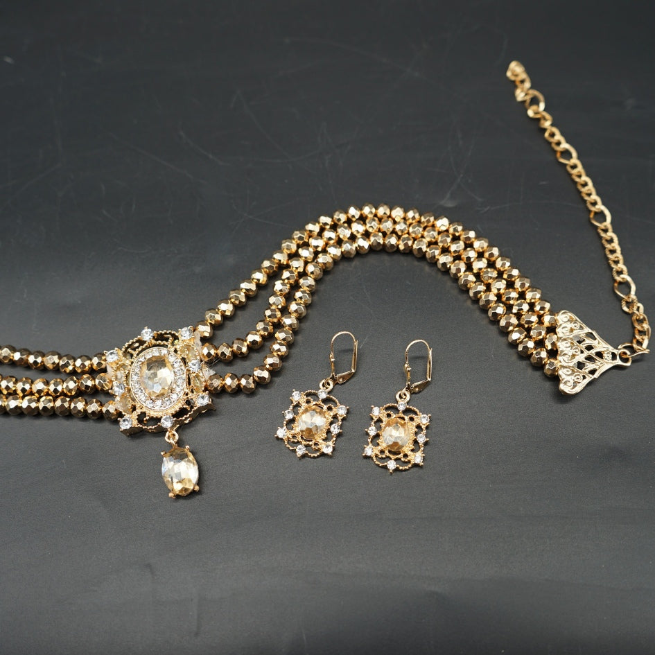 Parure dorée artisanale – Collier " choker " ras-de-cou & boucles d’oreilles – Éclat royal