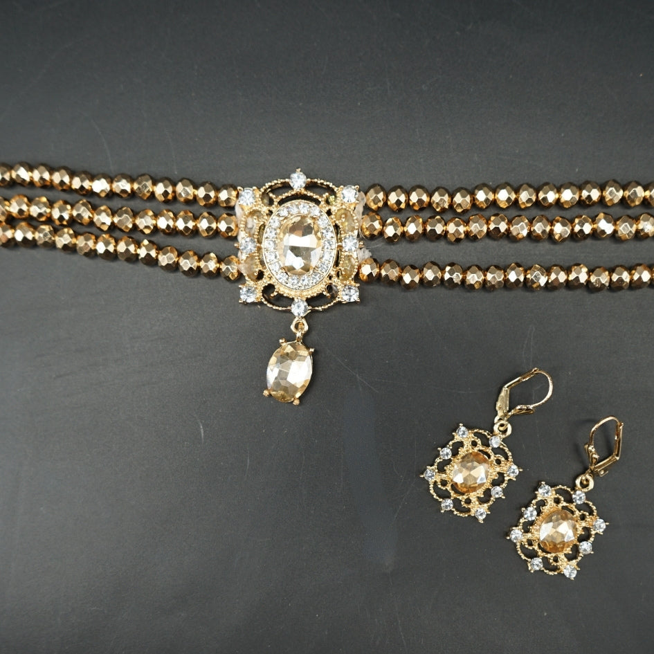 Parure dorée artisanale – Collier " choker " ras-de-cou & boucles d’oreilles – Éclat royal