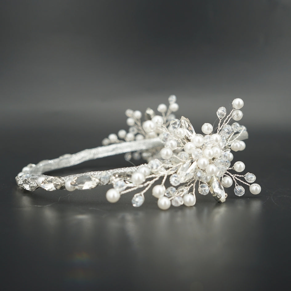 Serre-tête mariage en strass et perles – Accessoire chic pour mariée