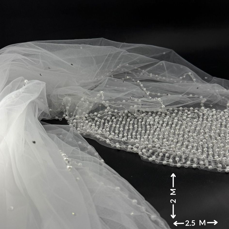 Voile de mariée blanc avec perles brodées et strass