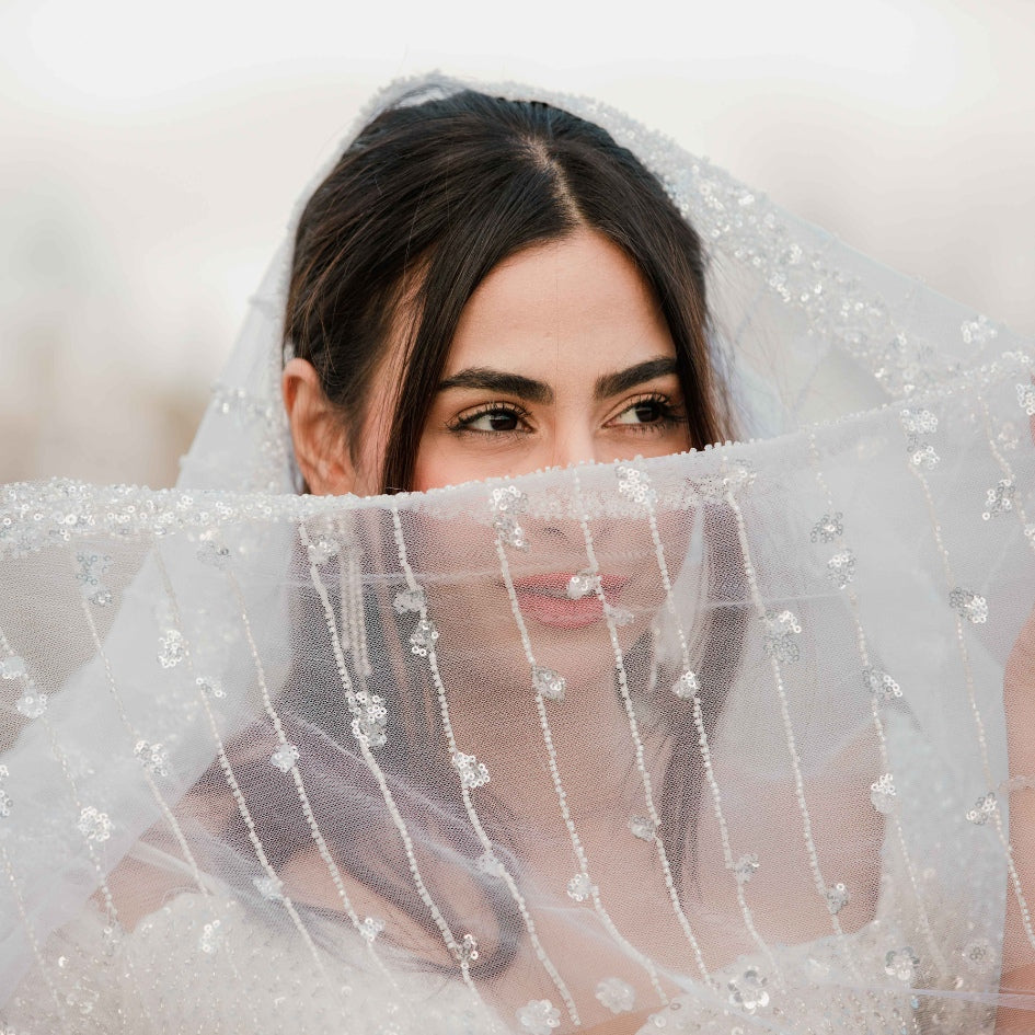 Voile de Mariée Romantique en Tulle avec Perles Brodées