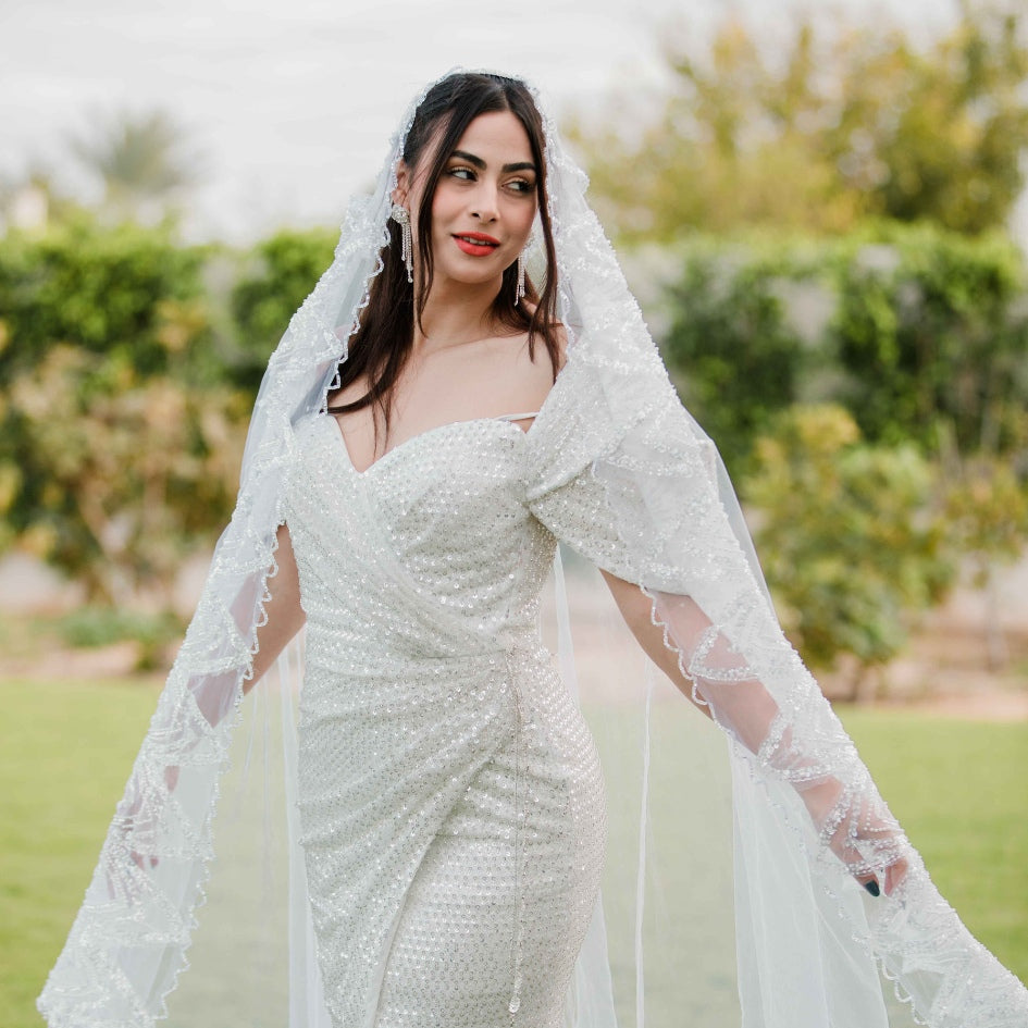Voile de Mariée avec Perles Scintillantes et Broderie Fleurie
