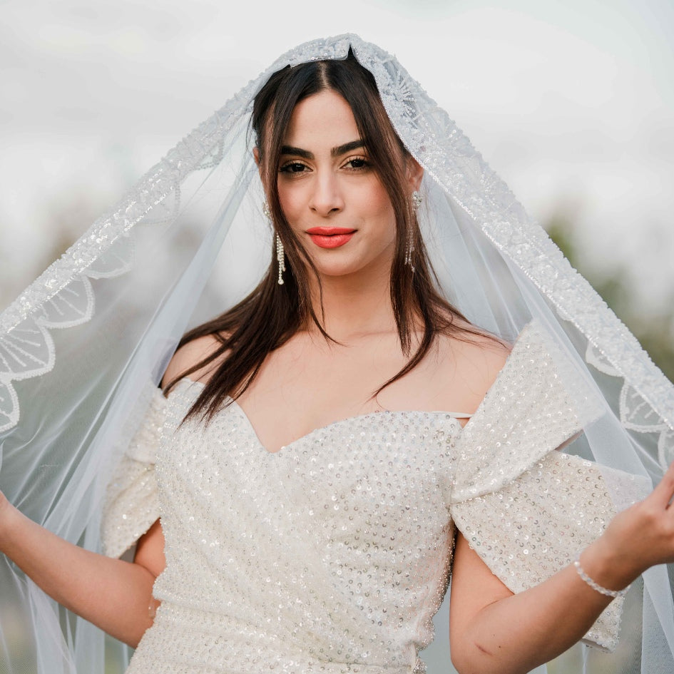 Voile de Mariée avec Perles Scintillantes et Broderie Fleurie