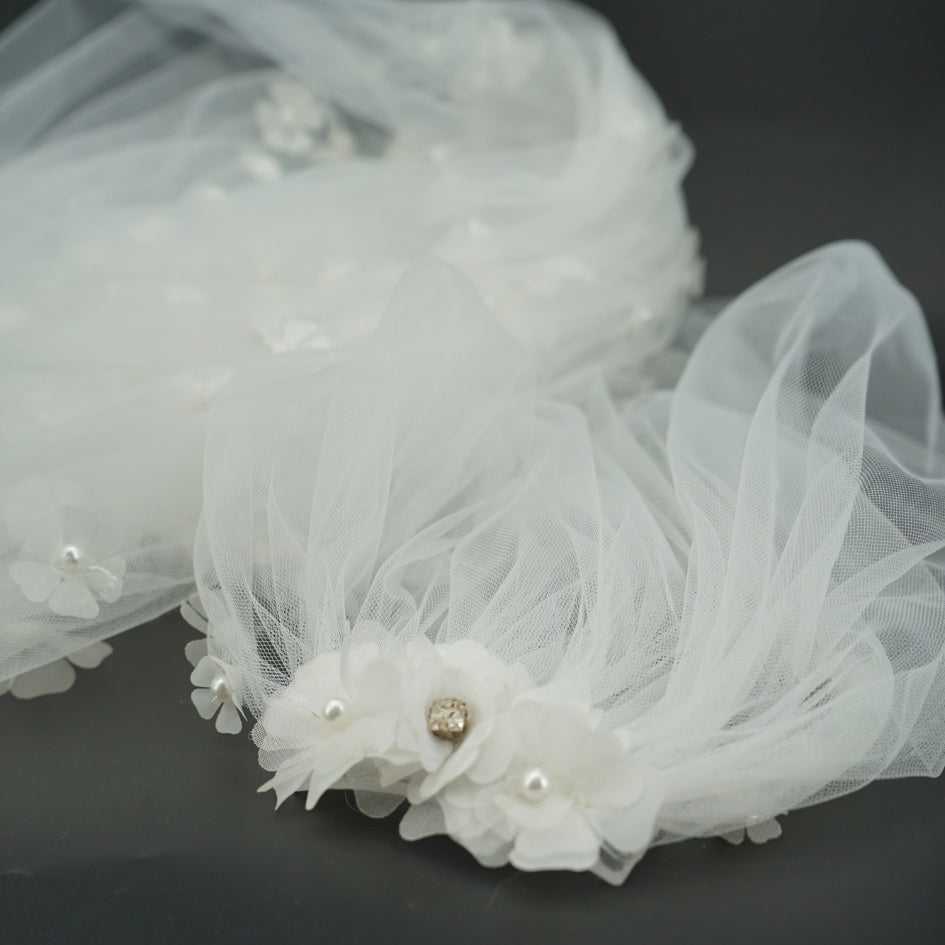 Voile de mariage style princesse avec bordure perlée